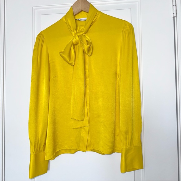 Zara yellow satin viscose neck bow tie detail button up blouse, size medium - Picture 8 of 16